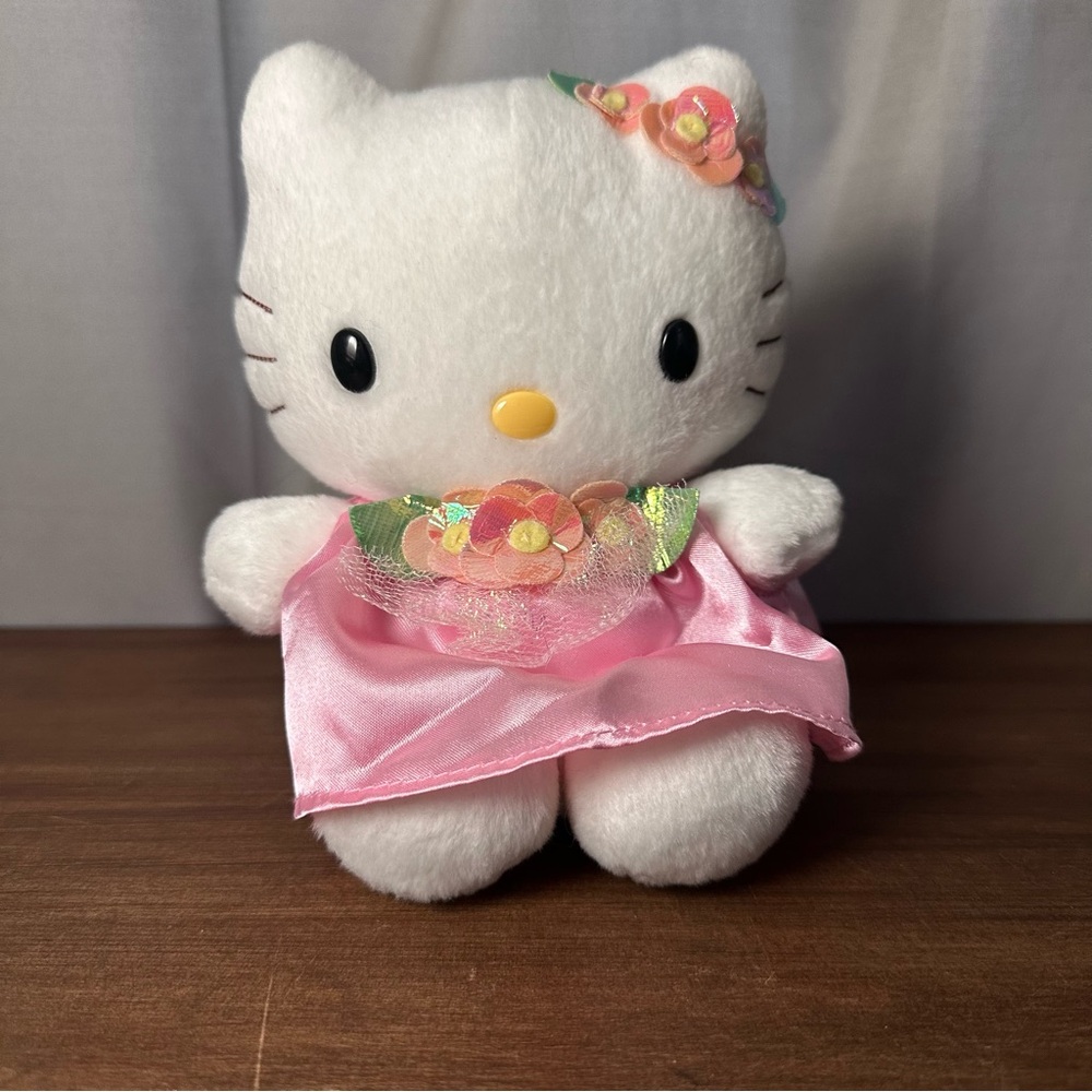 Hello Kitty Nakajima Sanrio 2002 Y2K Small Plush Pink Satin Dress Flowers VTG